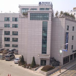 Asia Tourist Hotel